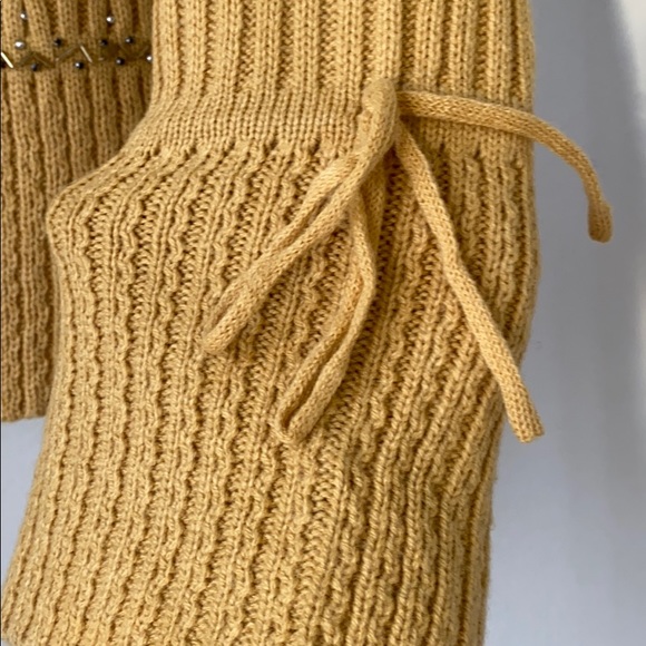 Women’s HandMade Cardigan Stone Work - Picture 4 of 8